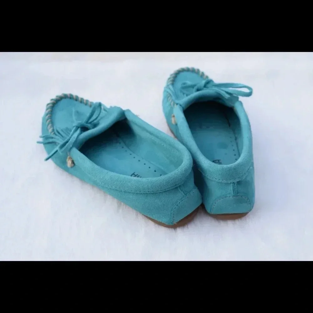 NWOT Minnetonka suede flats